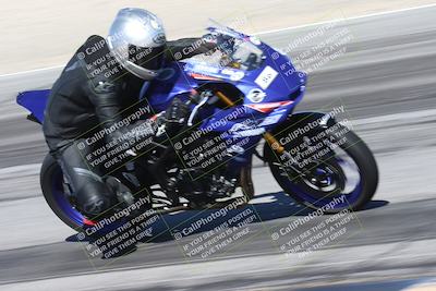 media/Oct-30-2025-Racers Edge (Thu) [[dabbdaf680]]/3-B Group/Session 3 (Turn 15 Inside)/